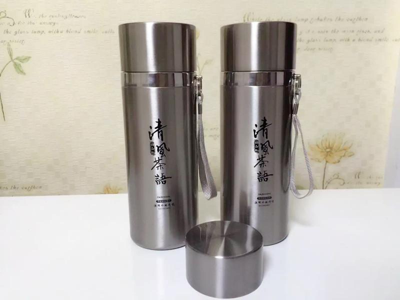 不銹鋼保溫杯打印機(jī)-不銹鋼保溫杯噴繪機(jī)(圖1) 不銹鋼保溫杯打印機(jī)-不銹鋼保溫杯噴繪機(jī)(圖1)