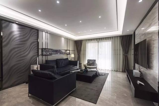 把不銹鋼條嵌到墻上,簡單點綴好高檔!