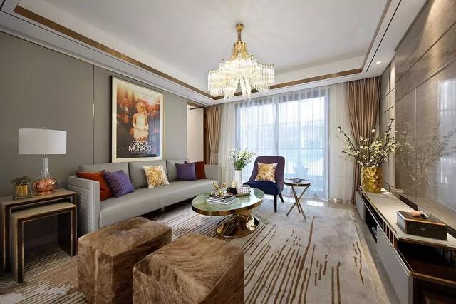 把不銹鋼條嵌到墻上,簡單點綴好高檔!