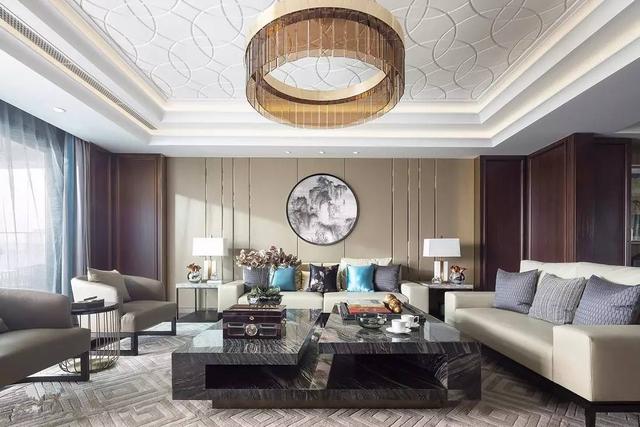 把不銹鋼條嵌到墻上,簡單點綴好高檔!